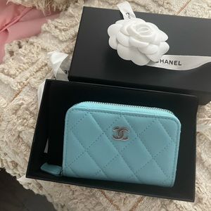 Chanel zippy wallet